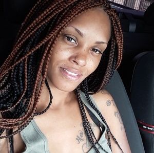 Meet your Posher, Camiecia